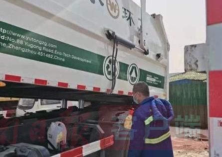 城市“美容師”：疫情不止，我們不散